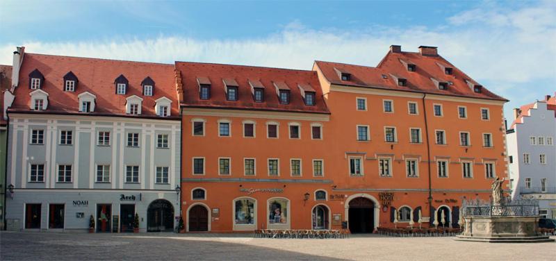 Altstadthotel Arch Regensburg Exterior photo